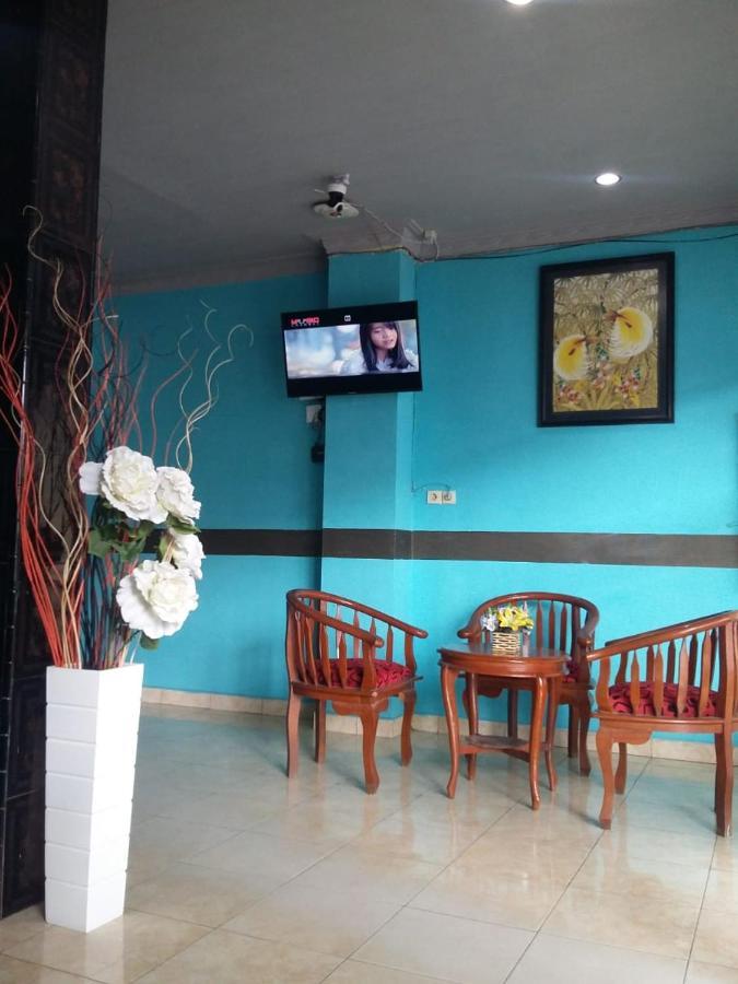 Reddoorz Near Yuki Simpang Raya Mall Medan 2 Exterior foto