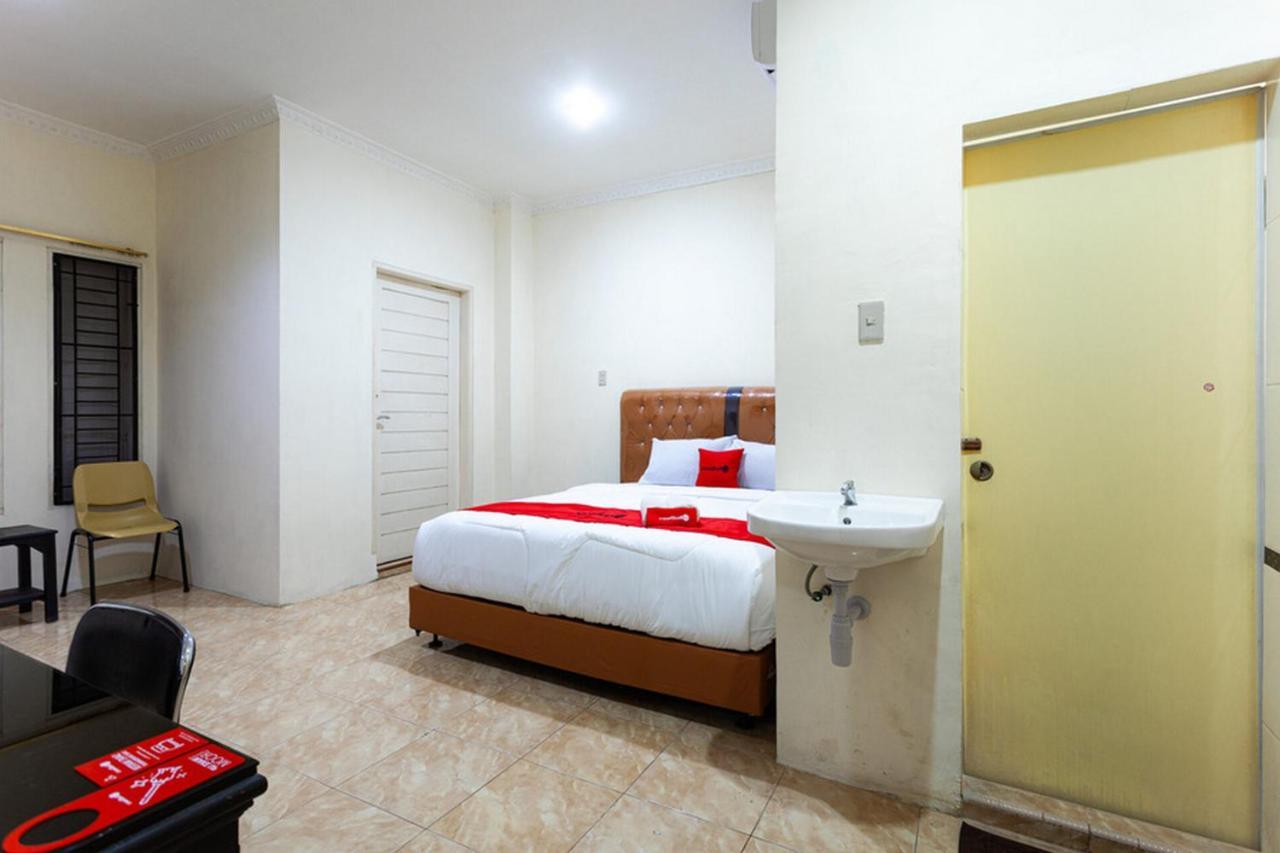 Reddoorz Near Yuki Simpang Raya Mall Medan 2 Exterior foto