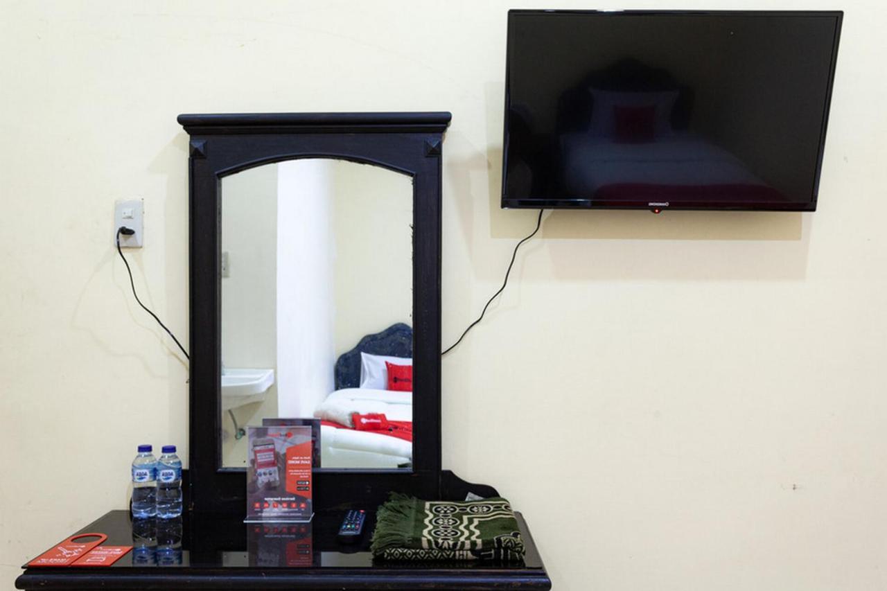 Reddoorz Near Yuki Simpang Raya Mall Medan 2 Exterior foto