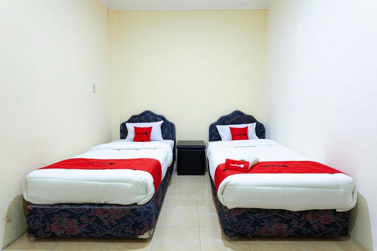Reddoorz Near Yuki Simpang Raya Mall Medan 2 Exterior foto